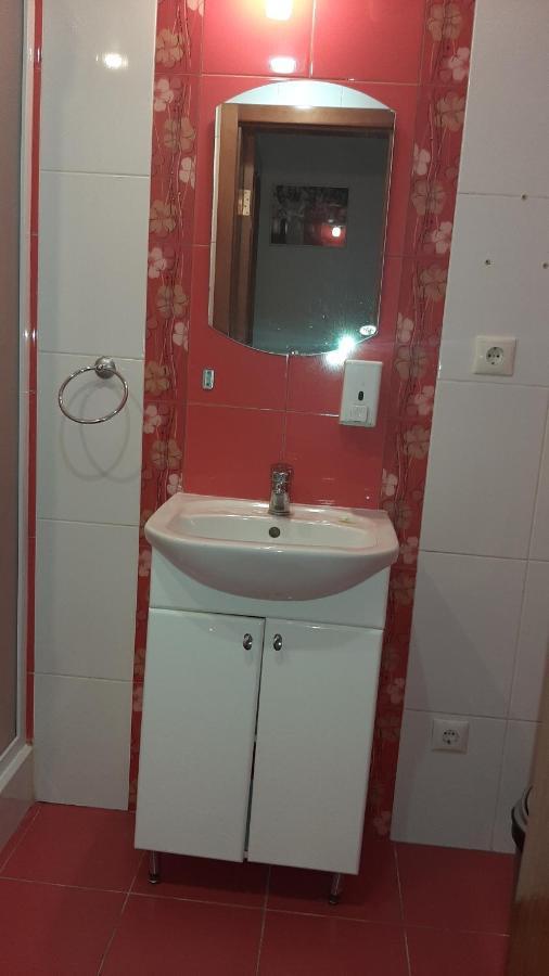 Art-Hotel Kiev Esterno foto